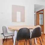 Ybh Lopez De Neira 42, 3 * Vigo