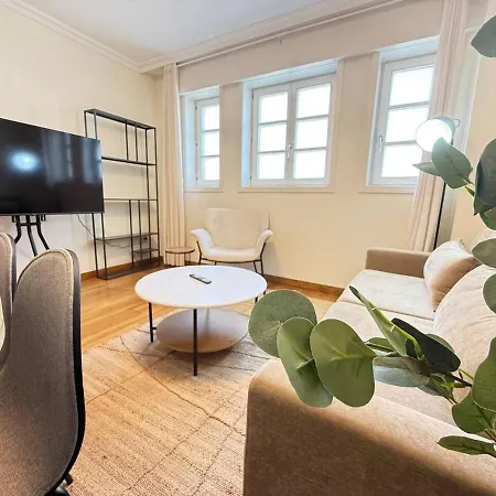 Apartmán Ybh Lopez De Neira 42, 3 *