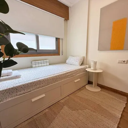 Ybh Lopez De Neira 42, 3 *